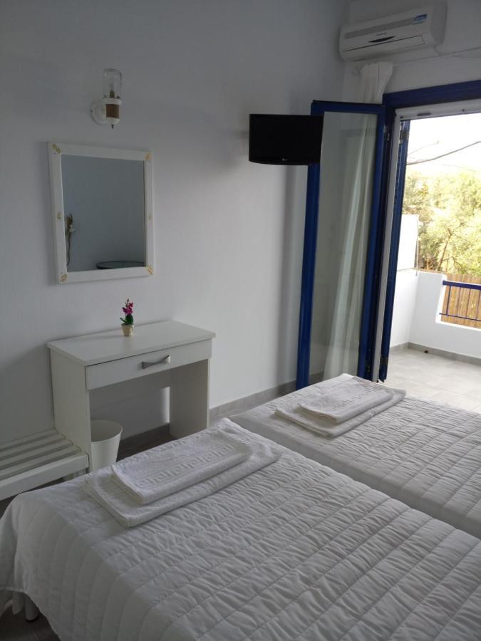 Hotel Poulakis Skála Dış mekan fotoğraf