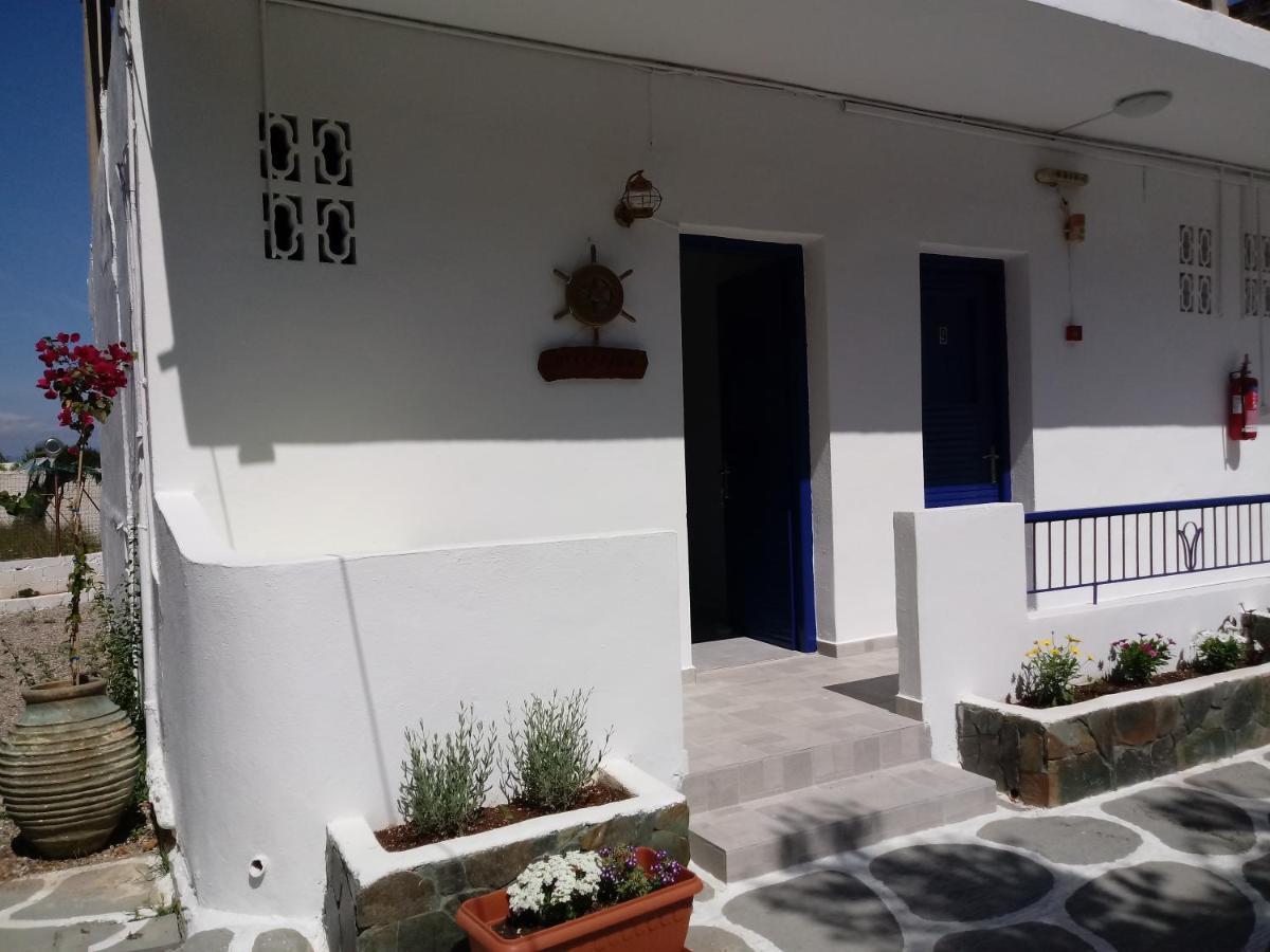 Hotel Poulakis Skála Dış mekan fotoğraf